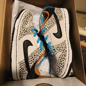 Nike Kids' Sneakers with Black, White, and Blue Accents Toddler 9c